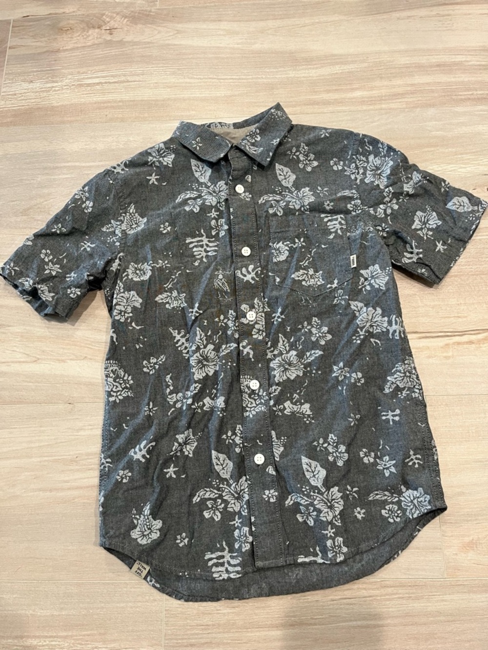 Vans Boys Grey Short-Sleeve Floral Button-Up Shirt Size Small
